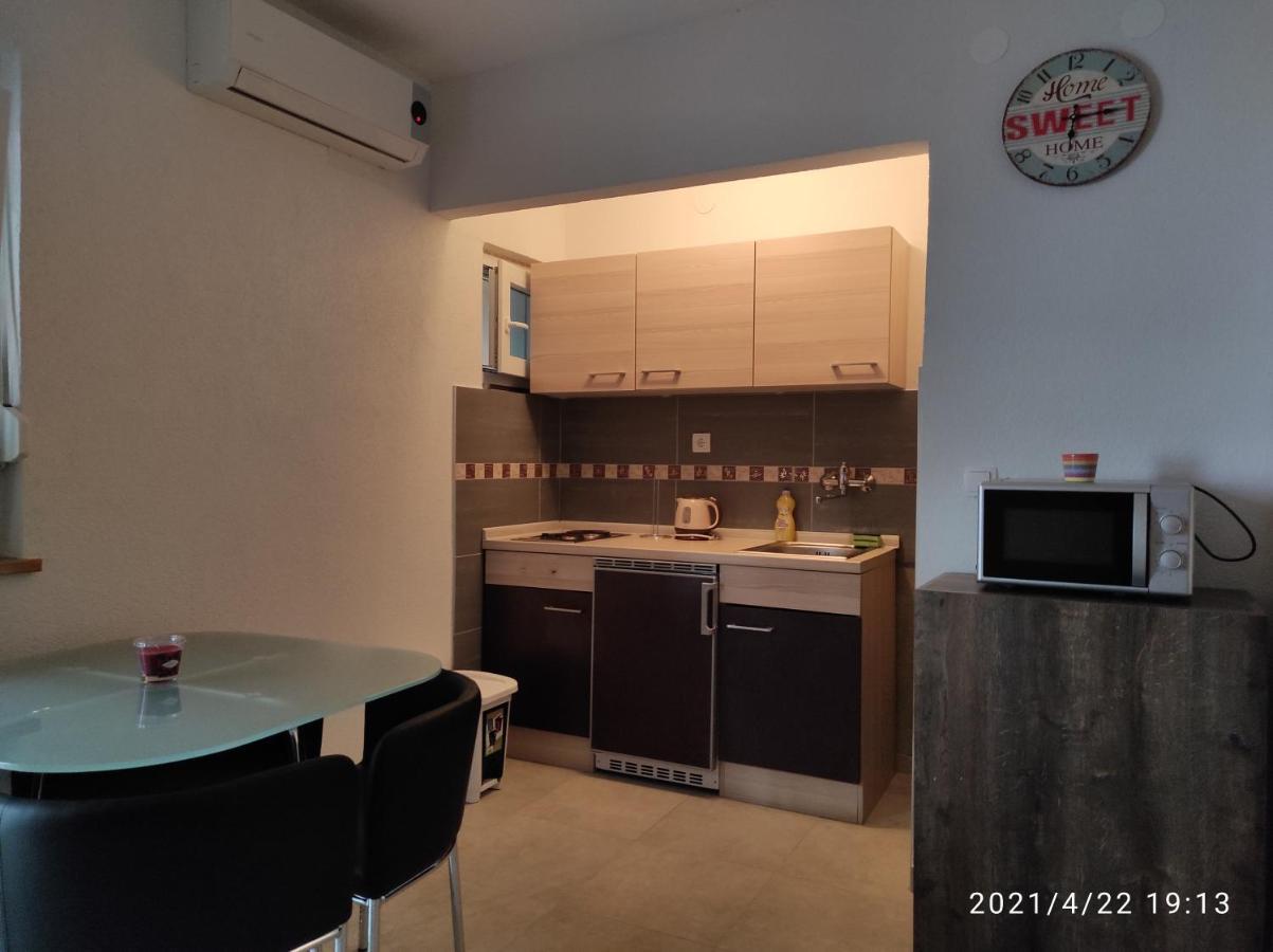 Apartmani Quattro Стариград-Паклениця Екстер'єр фото