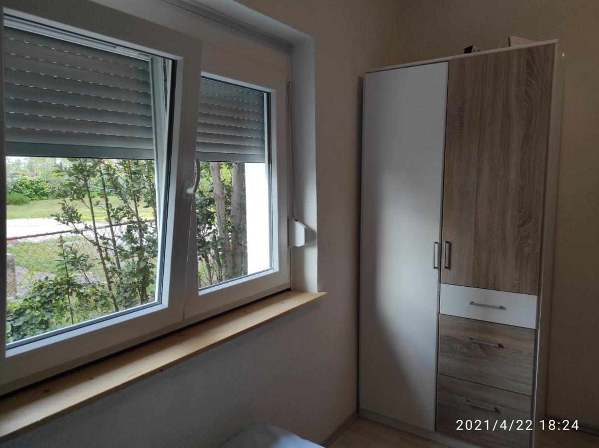 Apartmani Quattro Стариград-Паклениця Екстер'єр фото
