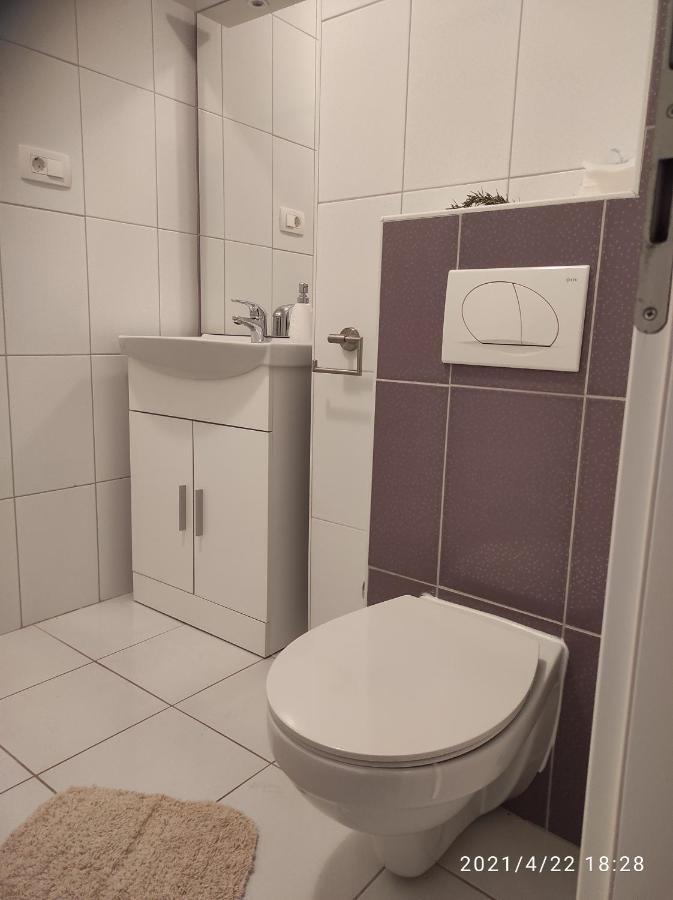 Apartmani Quattro Стариград-Паклениця Екстер'єр фото